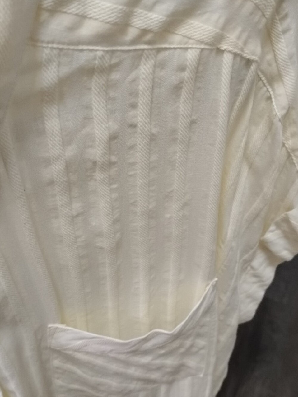 Jane and Delancey Cream Short-Sleeve Textured Button-Front Blouse Pit To Pit 32/ - Picture 8 of 9